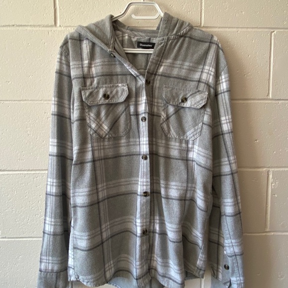 Light grey plaid flannel - Picture 2 of 4